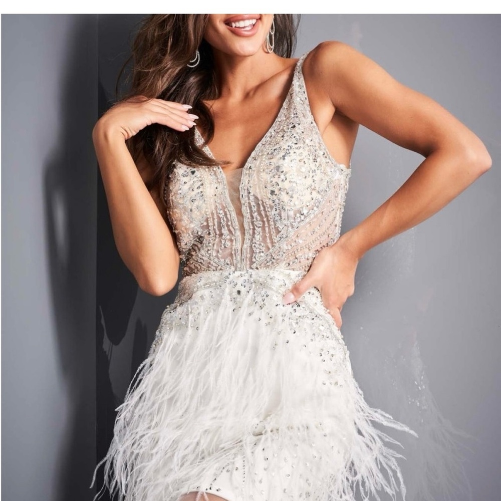 NWT Jovani SZ 8 Feather Dress 04042